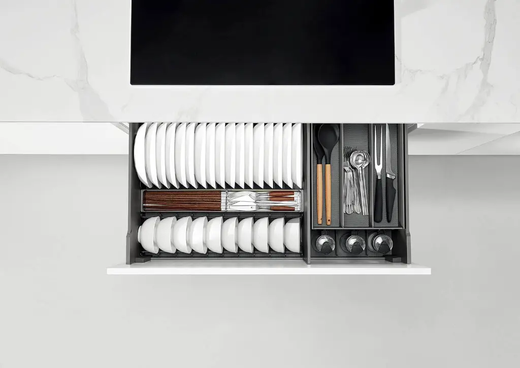 Encanto Multifunctional Basket with Slidable Cutlery Tray — kitchen & wardrobe storage hardware | N51 Living (view 2)